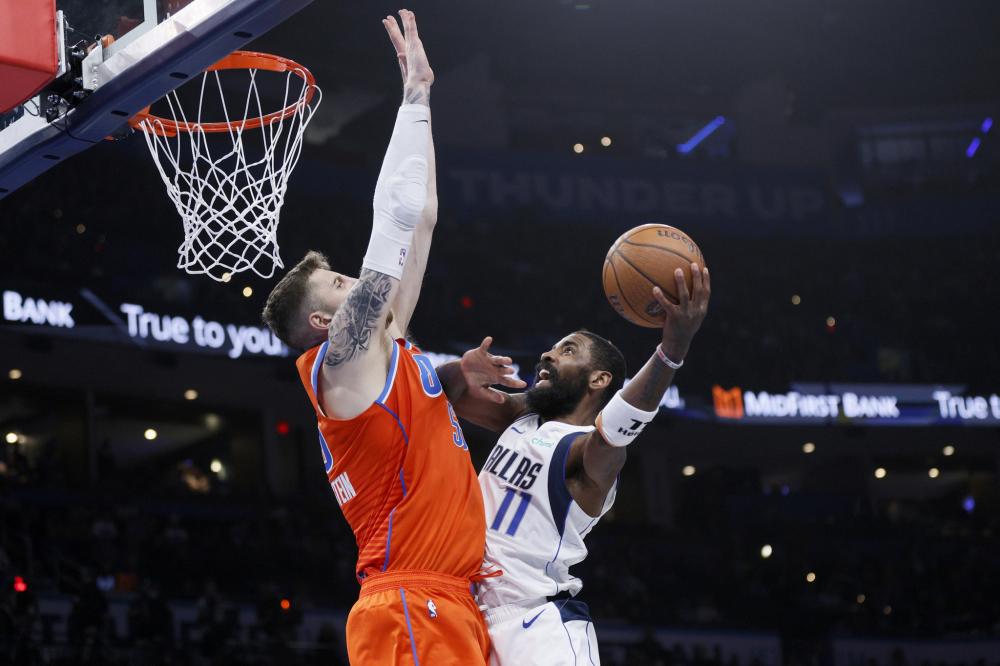 他在进攻端 他在进攻端