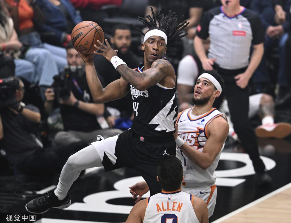 挺身而出的 挺身而出的