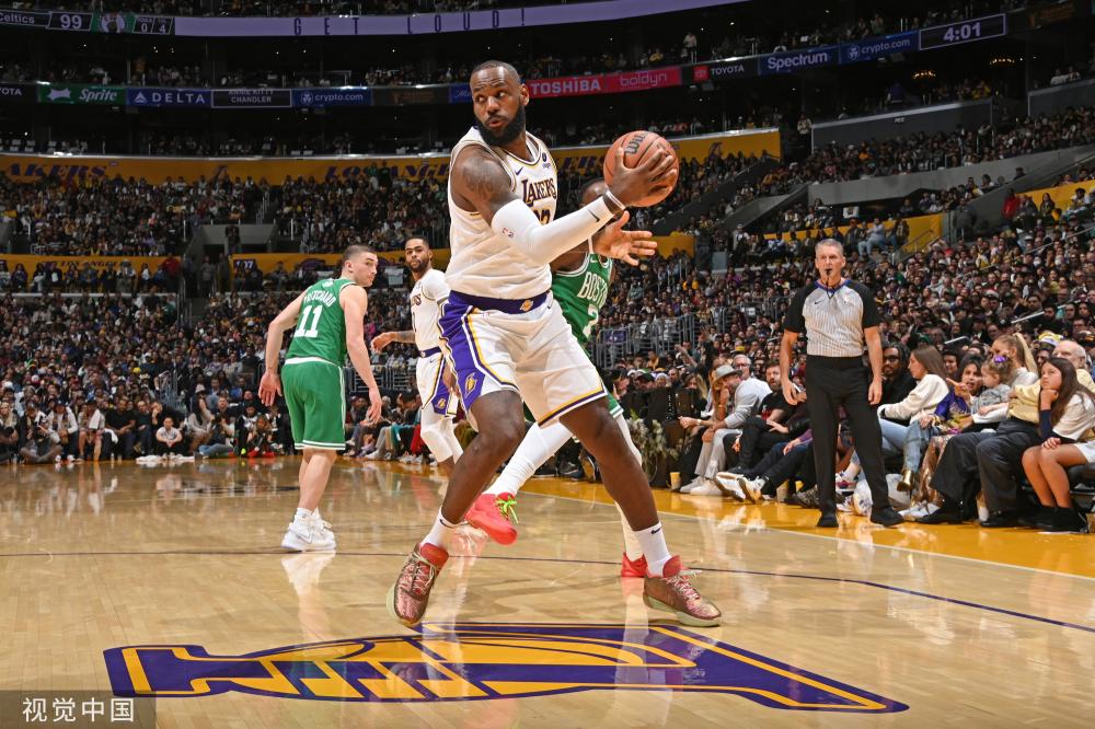 也向外界展 也向外界展