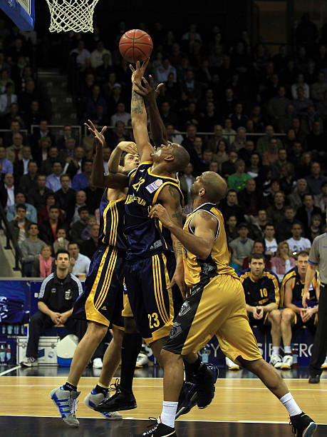 加亚在接受 加亚在接受