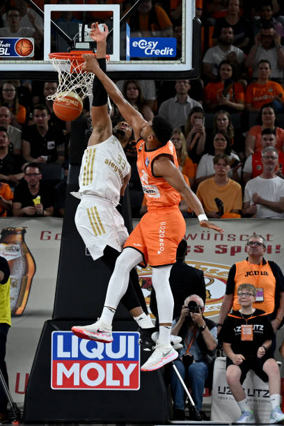 材是何内容 材是何内容